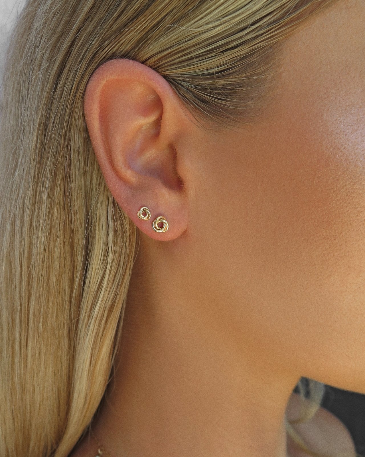 LOVE KNOT STUD EARRINGS- 14k Yellow Gold - The Littl - 5mm -