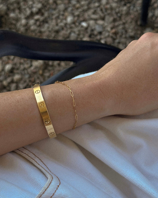 Dainty Paperclip Chain Bracelet - 14k Yellow Gold Fill