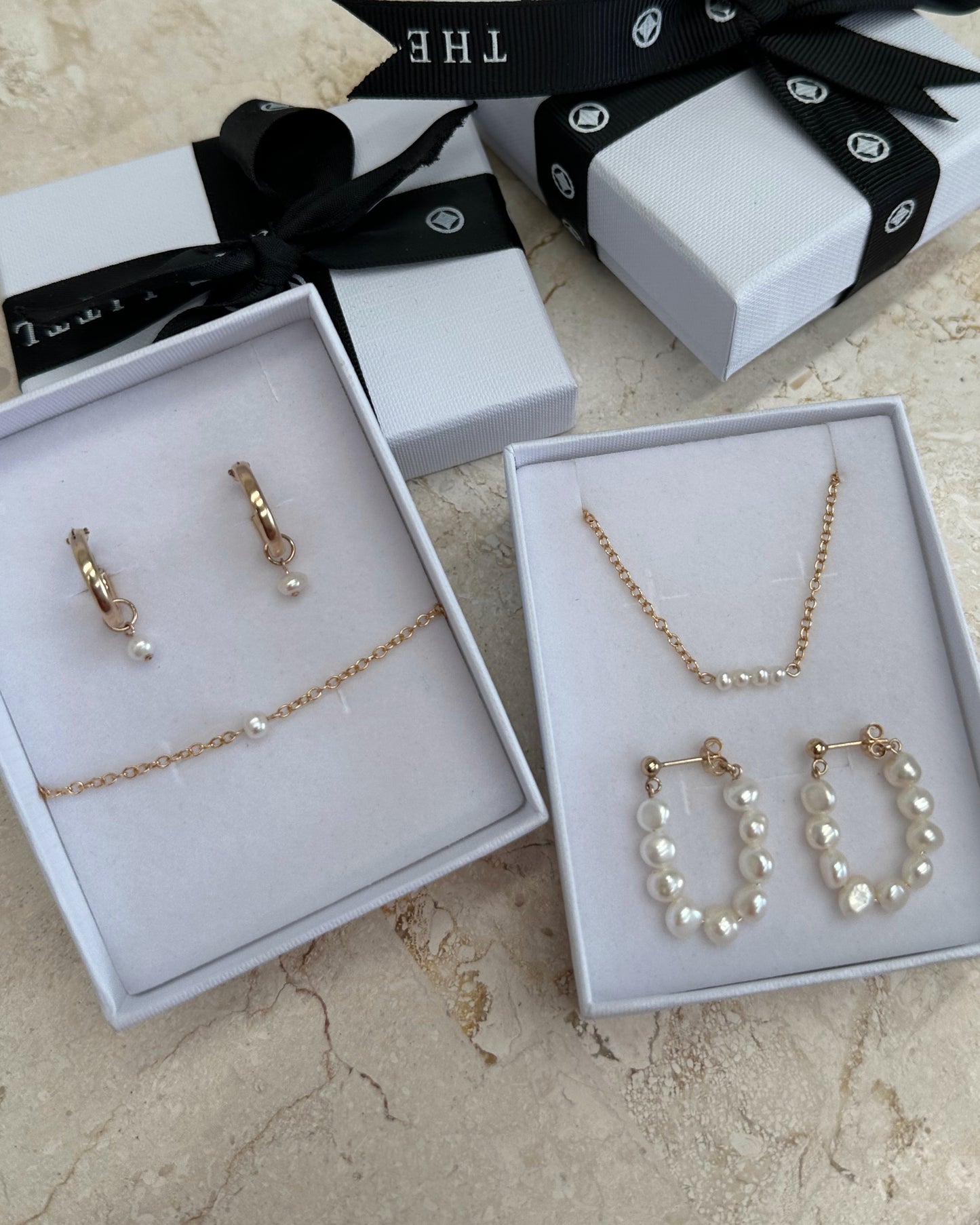 Day To Night Freshwater Pearl Jewellery Bundle