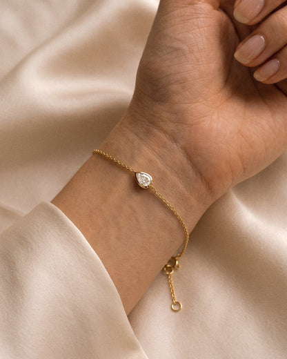 Lab-Grown Pear Diamond Bezel Bracelet - 14k Solid Gold