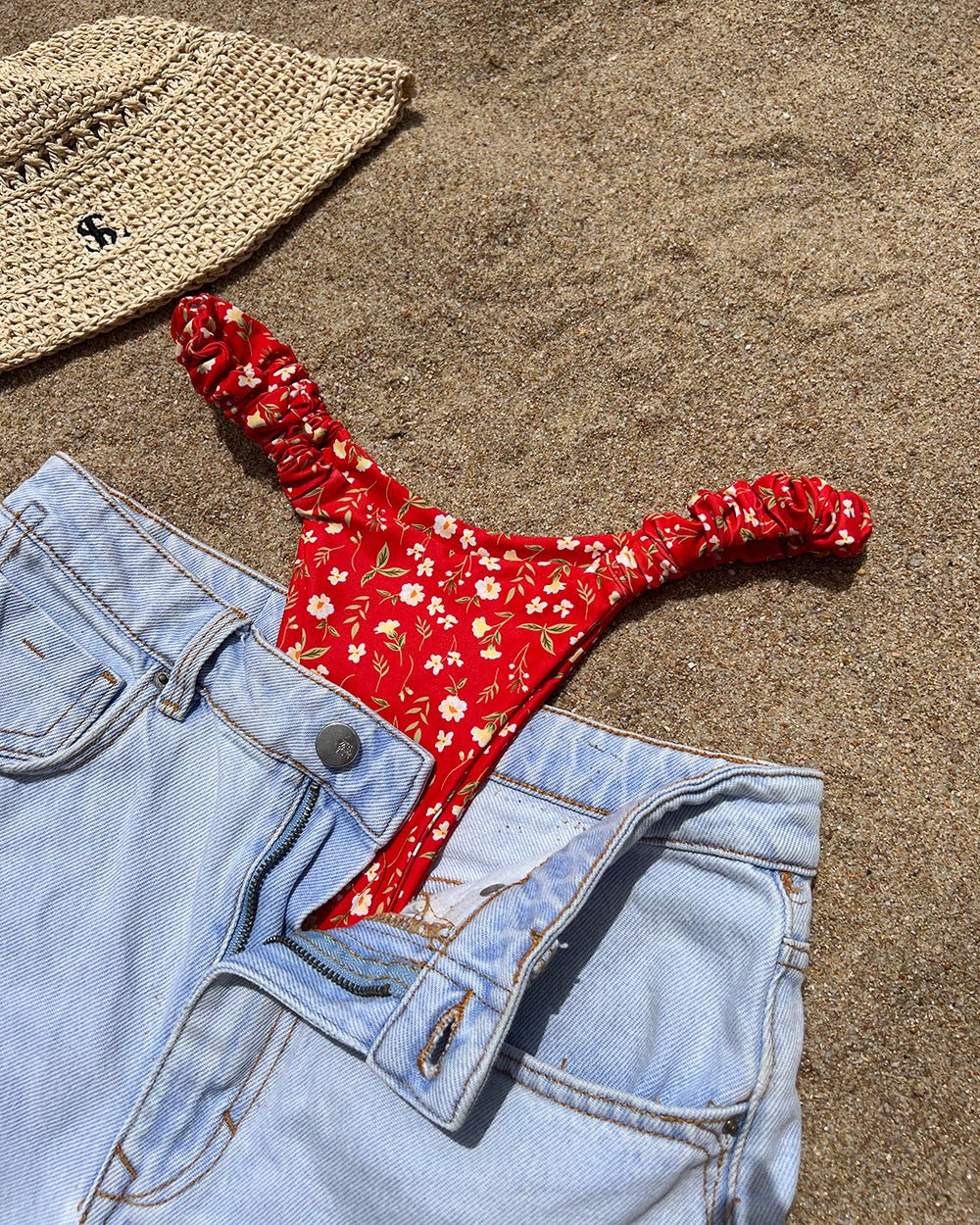 Magnetic Bikini Bottom - Valencia - Worn - Waterproof | The Littl