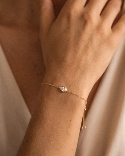 Lab-Grown Pear Diamond Bezel Bracelet - 14k Solid Gold