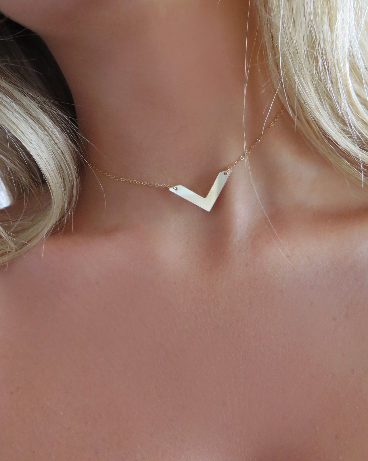 CHEVRON NECKLACE- 14k Yellow Gold - The Littl - Classic Chain - 37cm (choker)