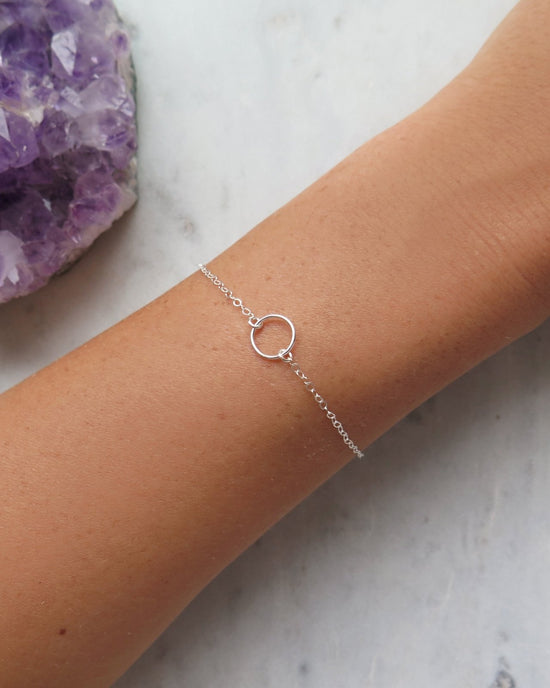CIRCLE BRACELET- Sterling Silver - The Littl - Classic Chain - 16cm
