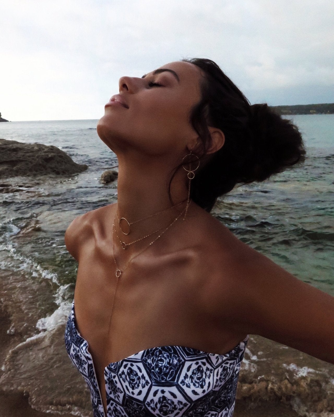 CIRCLE NECKLACE- 14k Yellow Gold - The Littl - Classic Chain - Pendant