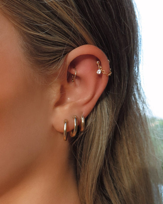 Amazon.com: Yheakne Boho Cz Circle Cuff Earrings Gold Double Ring Helix  Earrings Non Pierced Clip on Earrings Minimalist Earcuffs Earring Jewelry  for Women and Teen Girls : Clothing, Shoes & Jewelry