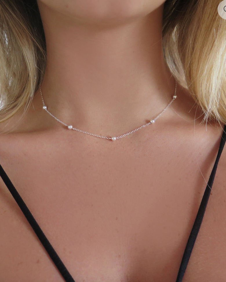 Load image into Gallery viewer, FIVE BEAD NECKLACE- Sterling Silver - The Littl - 37cm (choker) - Classic Chain
