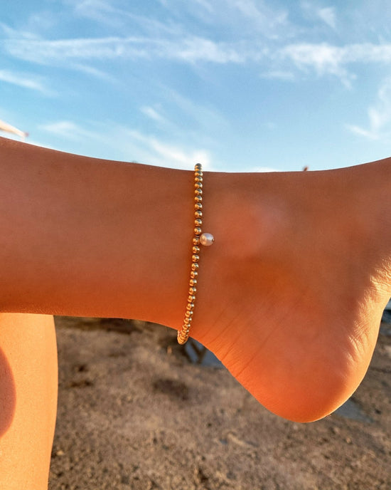 Load image into Gallery viewer, FRESHWATER PEARL BALL BEADED ANKLET - The Littl - 14k Yellow Gold Fill - XS-S
