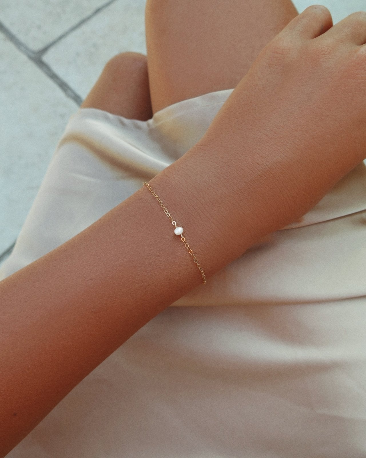 FRESHWATER PEARL BRACELET- 14k Yellow Gold - The Littl - Deluxe Chain - 16cm