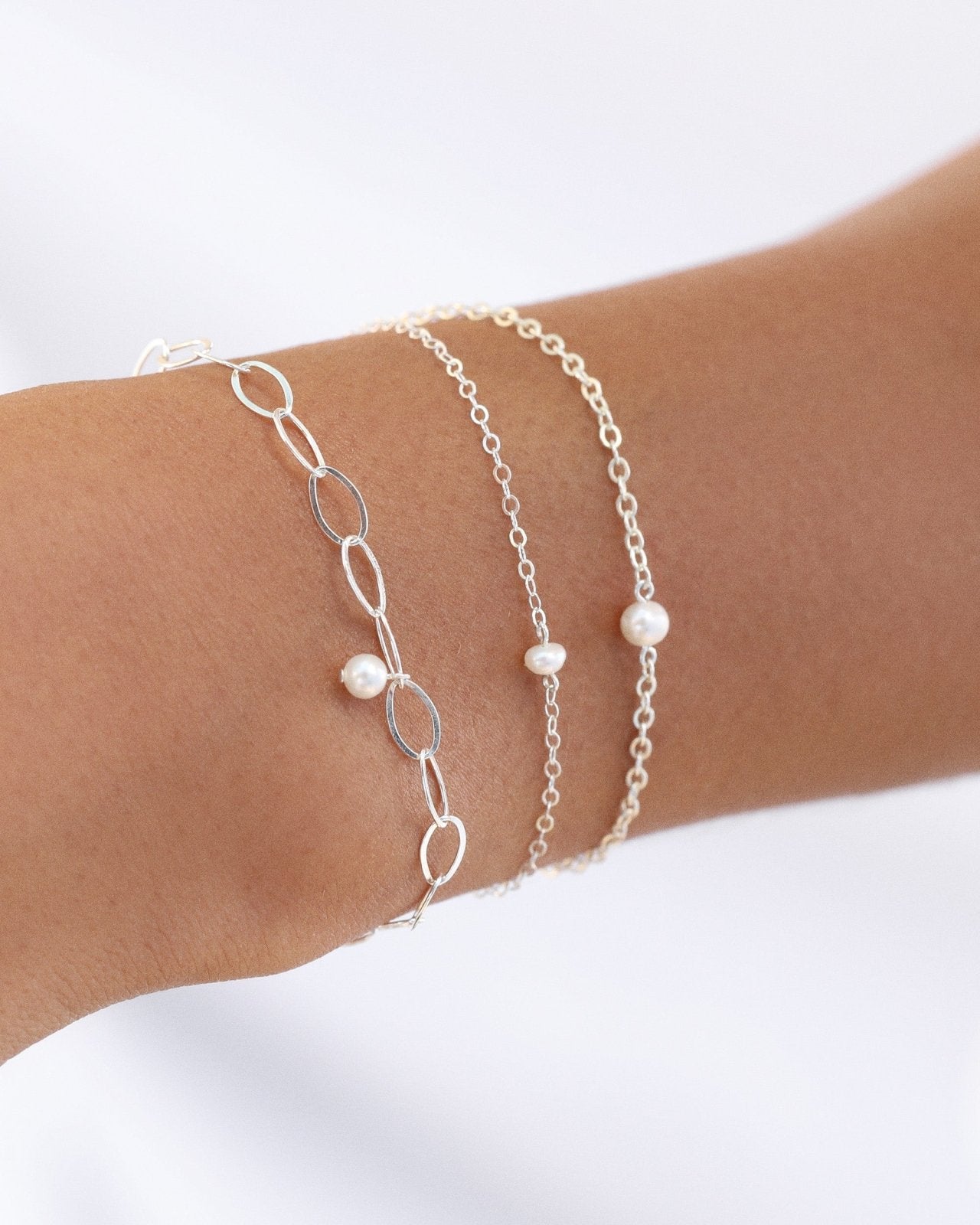 FRESHWATER PEARL OVAL CHAIN BRACELET- Sterling Silver - The Littl - 16cm -