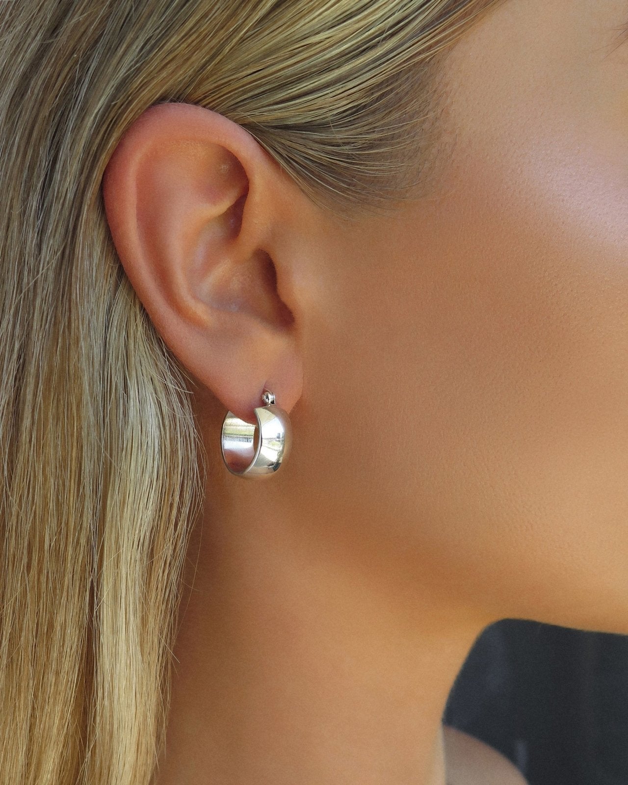 Load image into Gallery viewer, PRAGUE CHUNKY HOOP EARRINGS- Sterling Silver - The Littl - Sterling Silver - Earrings
