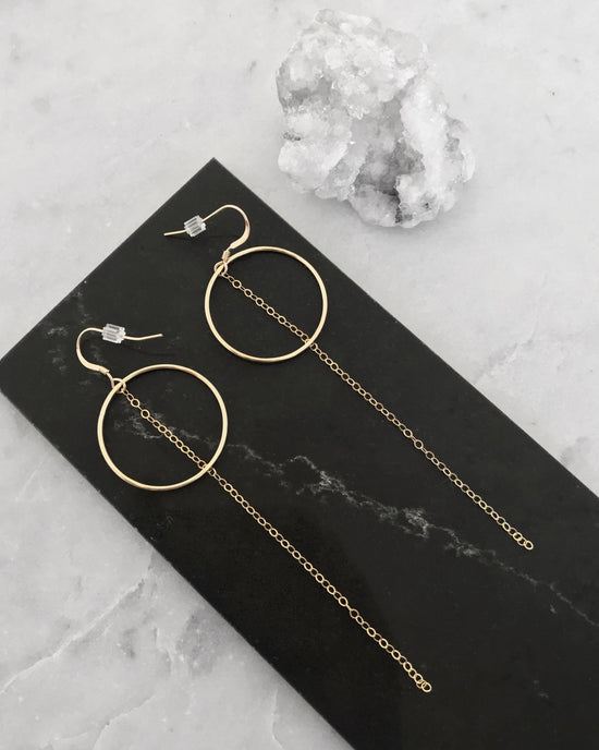 RING CHAIN EARRINGS- 14k Yellow Gold - The Littl - 5cm -