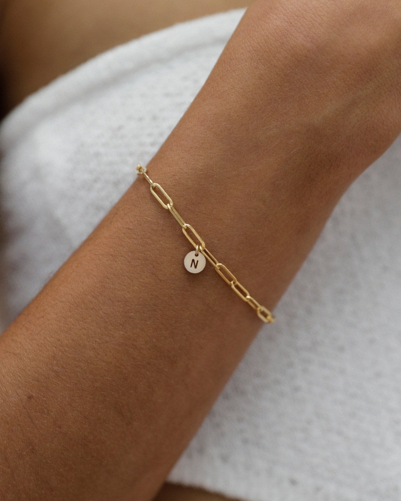 THICK DRAWN CABLE LETTER BRACELET - The Littl - 14k Yellow Gold Fill - 16cm