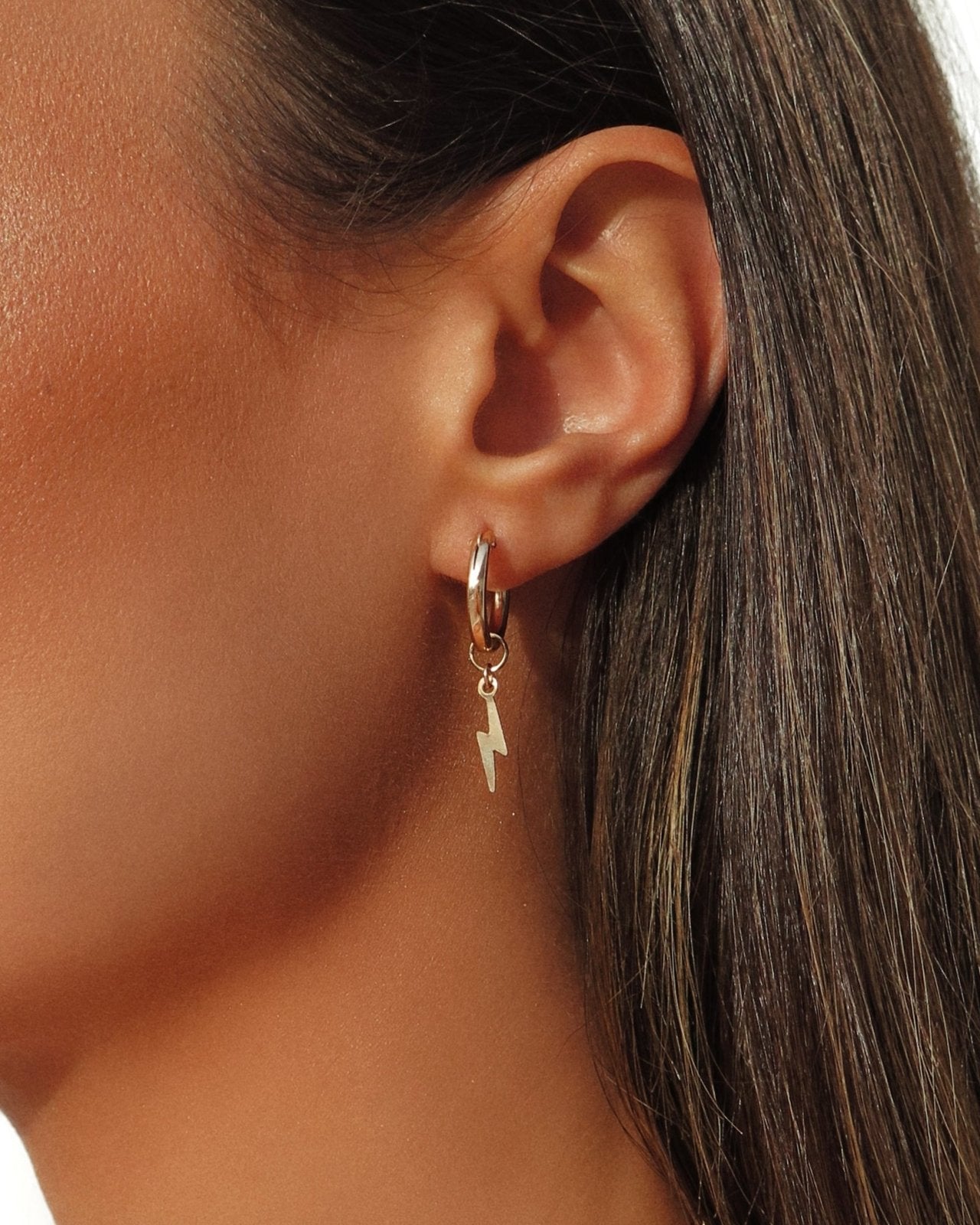 THICK LIGHTNING BOLT HOOP EARRINGS - The Littl - 12mm - 14K Yellow Gold