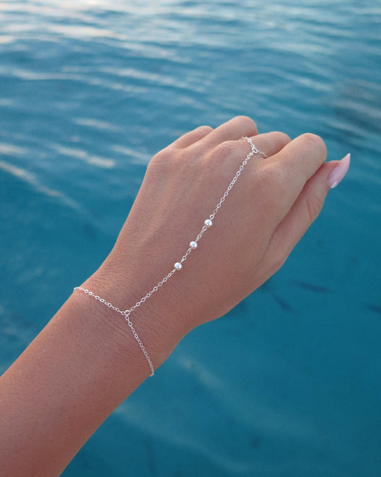 Indian Finger Silver Ring Hand Chain Bracelet Crystal Rhinestone Jewellery  Wear | eBay